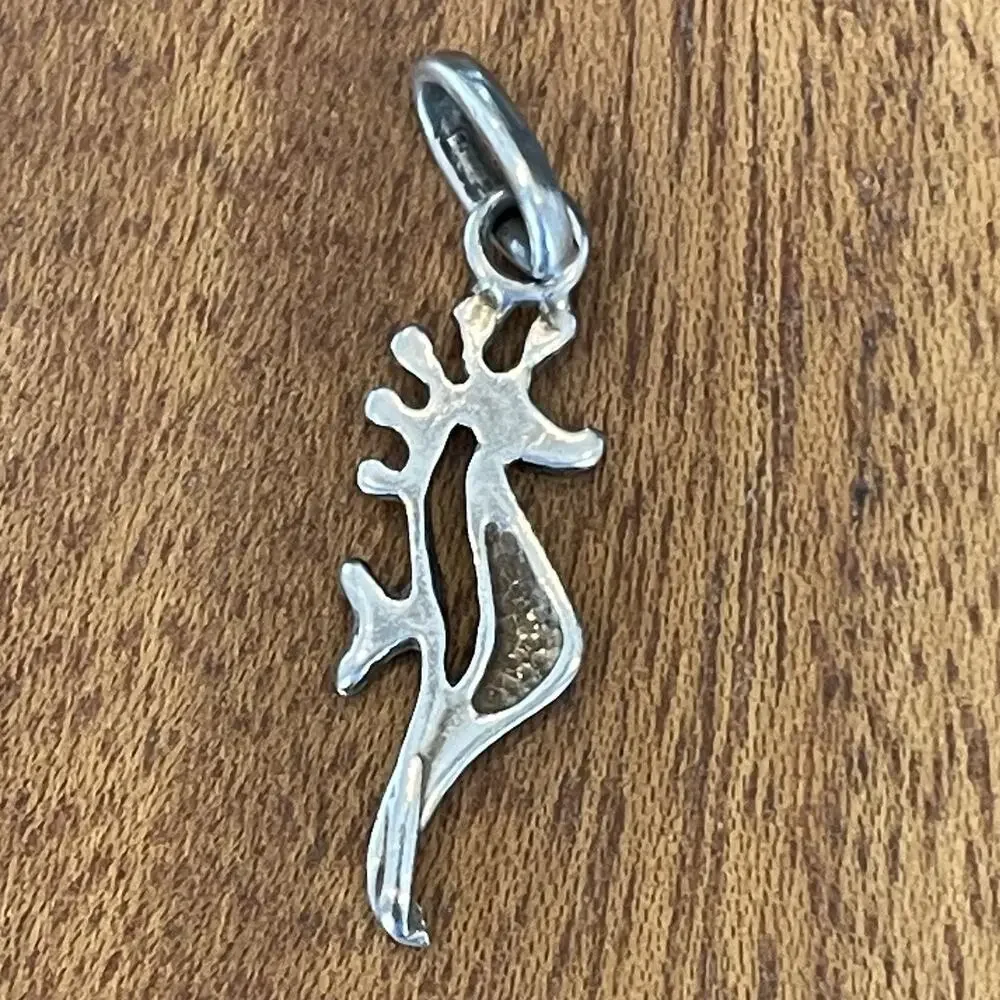 Vintage Sterling 800 Silver Blue Enamel Seahorse Charm Pendant 2g Signed 86 AR